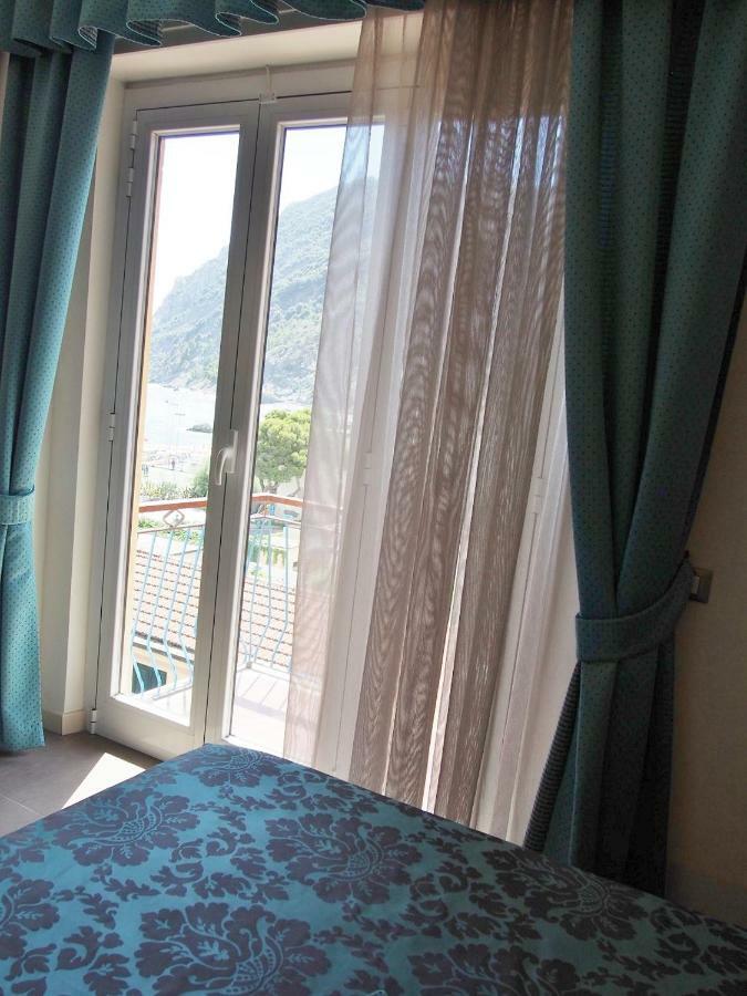 Endro'S Rooms Monterosso al Mare Exterior foto